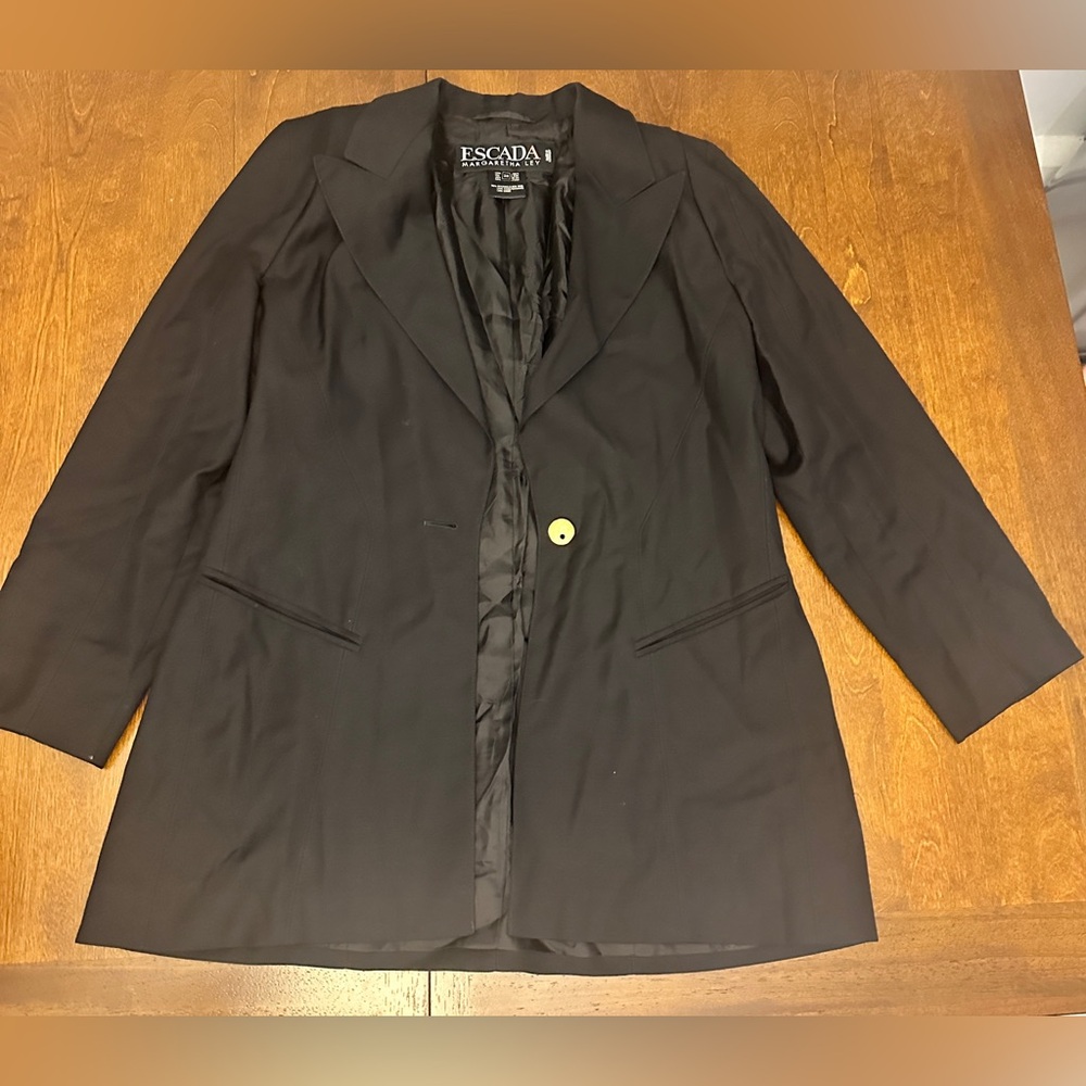 Escada Women's Classic Black Blazer
